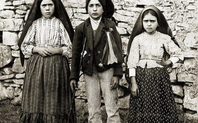Apparition de la Vierge Marie à Fatima le dimanche 13 mai 1917