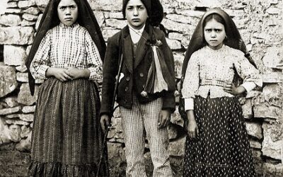 Apparition de la Vierge Marie à Fatima le dimanche 13 mai 1917